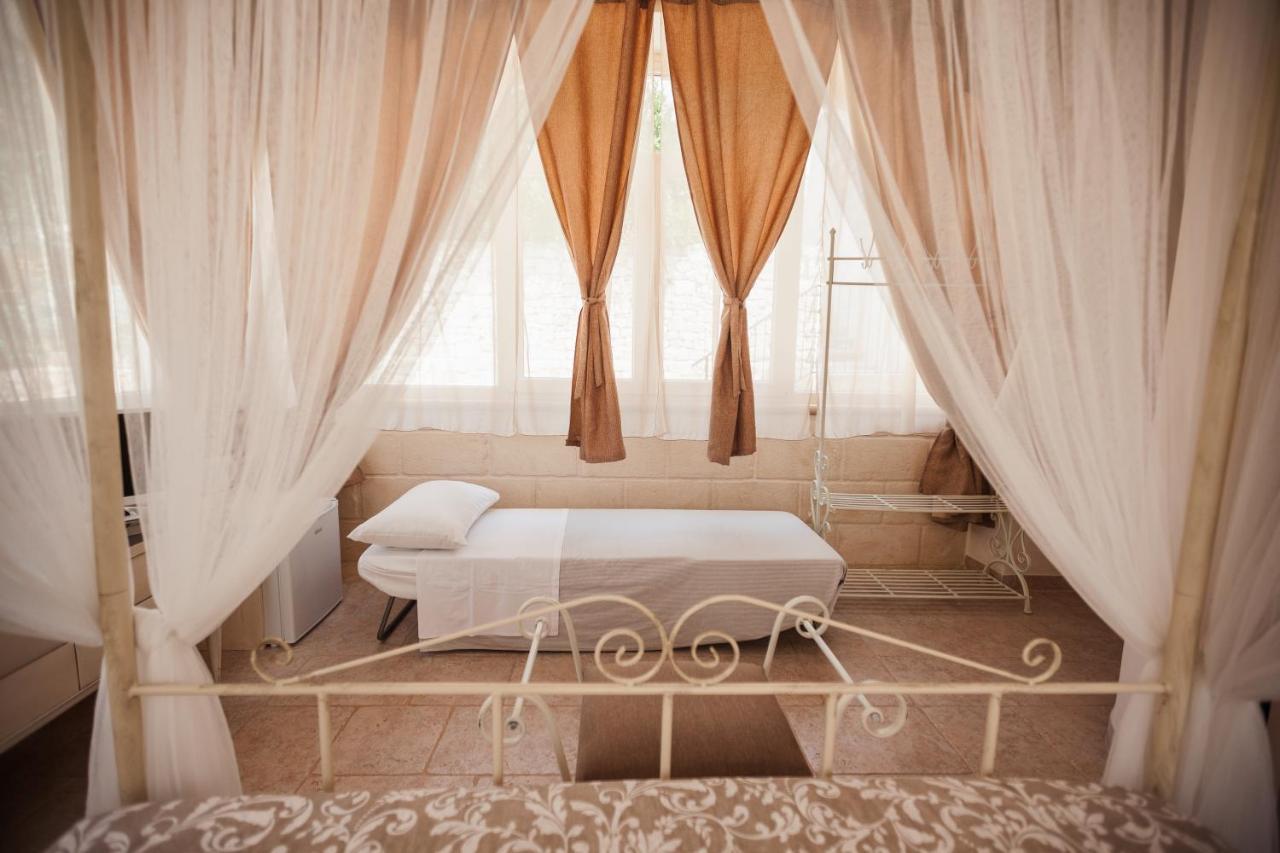 I Trulli Del Tupparello Bed & Breakfast Fasano Dış mekan fotoğraf